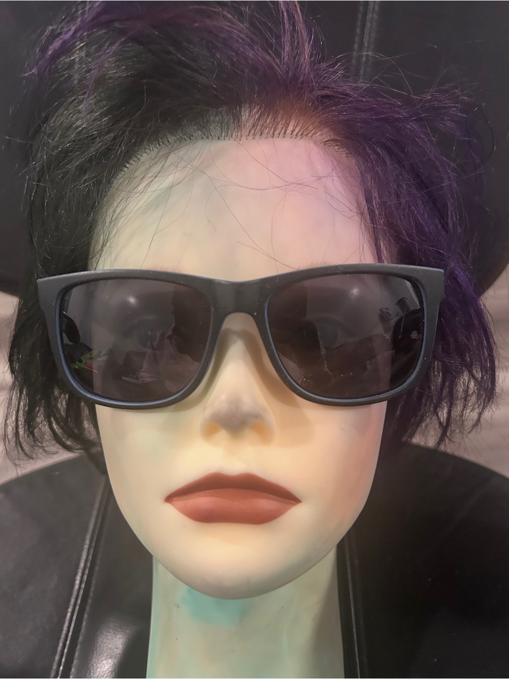 Foster Grant Black Sunglasses Temple with Logo
